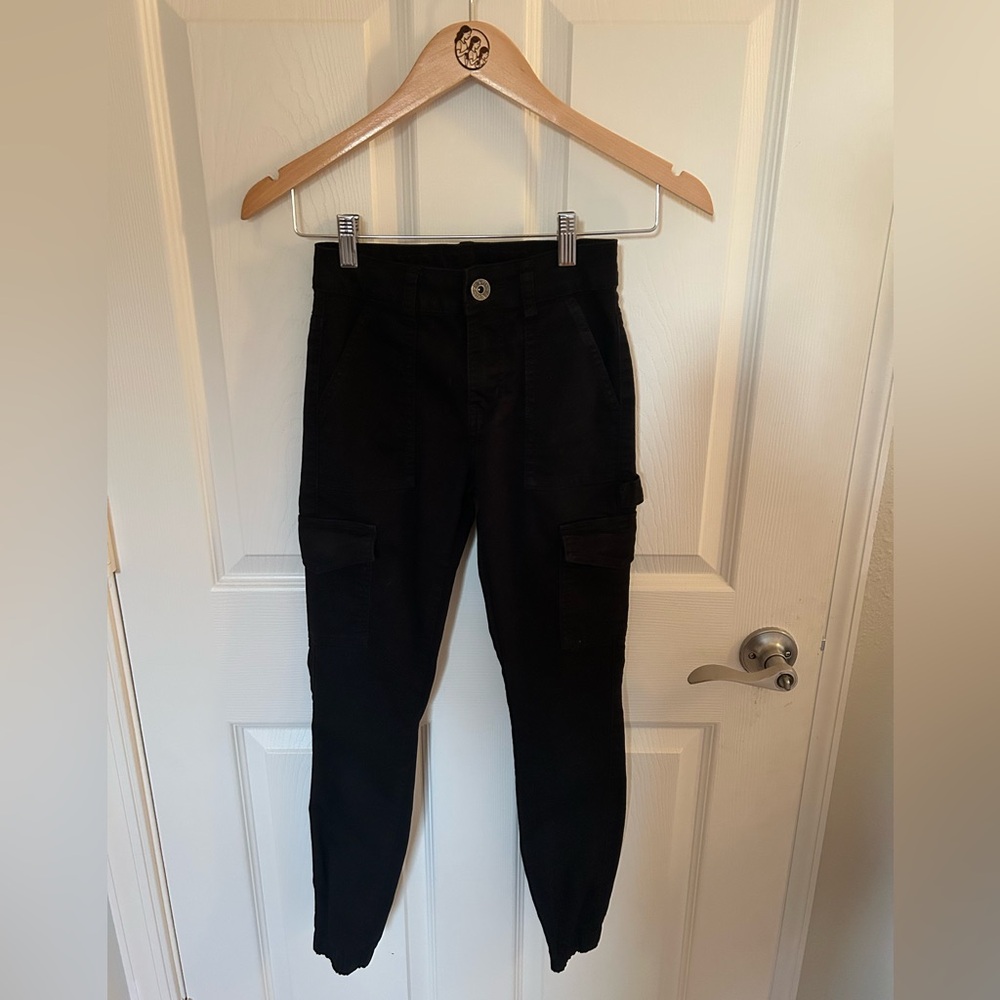 VIP Black Cargo women’s Joggers size 00/23